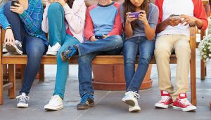 گرایش جوانان به شبکه‌های مجازی